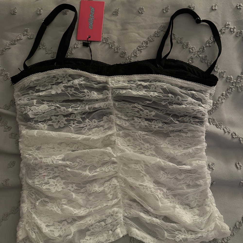 Edikted Black and White Lace Tank Top - Picture 3 of 5
